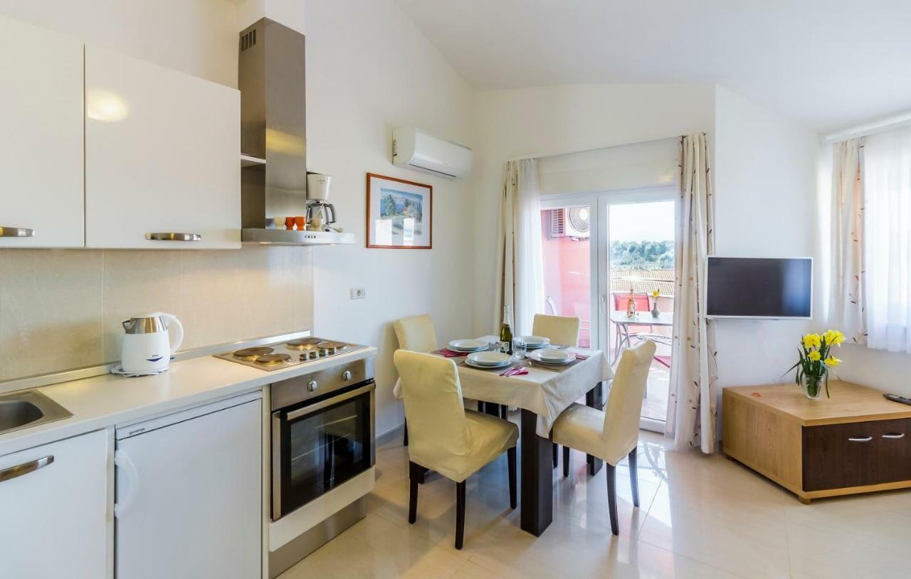 Apartman Kp เมดูลิน ภายนอก รูปภาพ